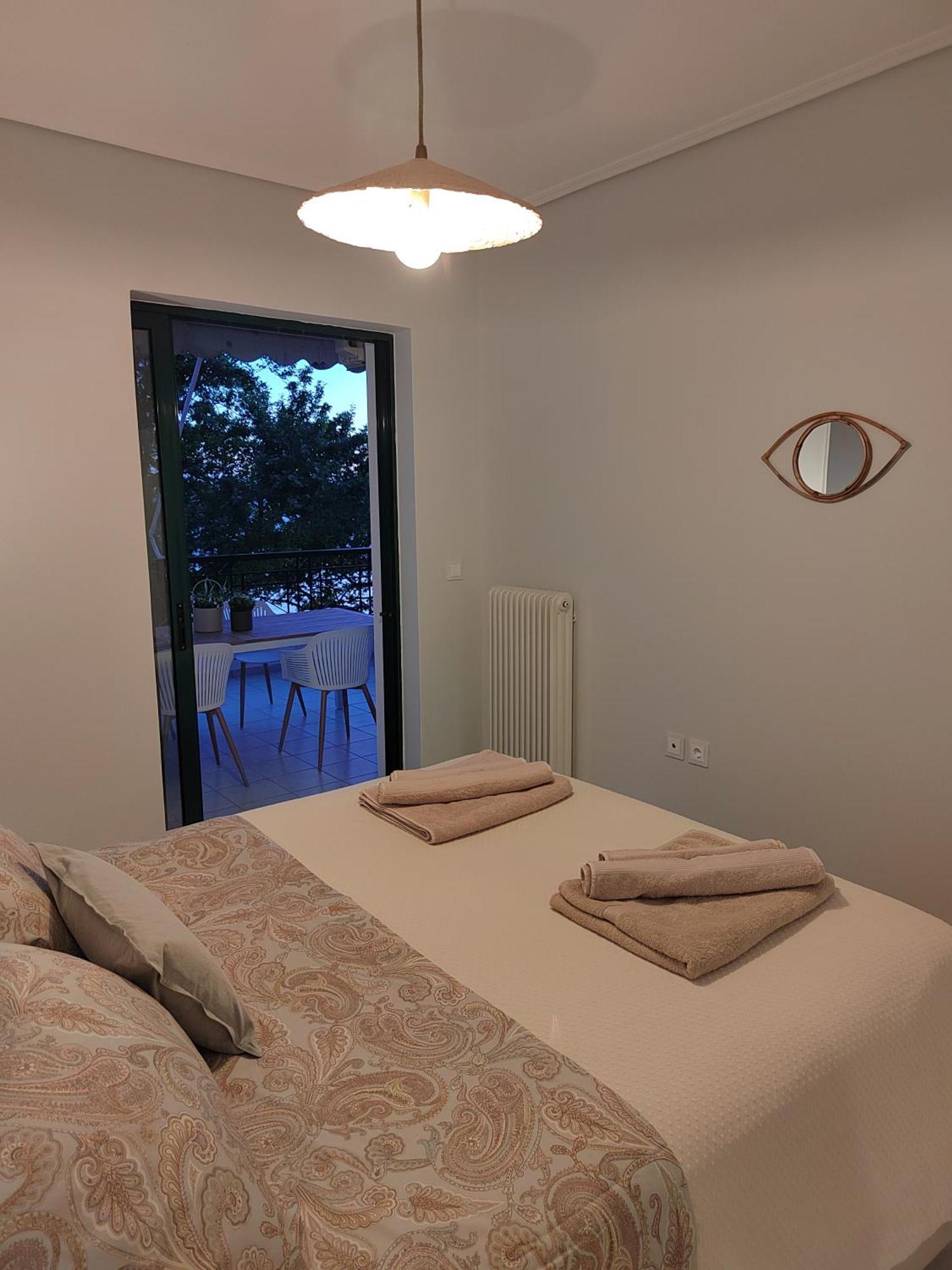The Cozy Seaside Apartment Ναύπακτος Εξωτερικό φωτογραφία
